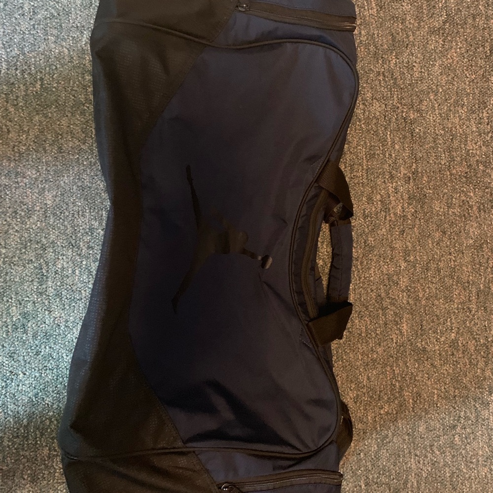 Jordan basketball duffle bag oversized large